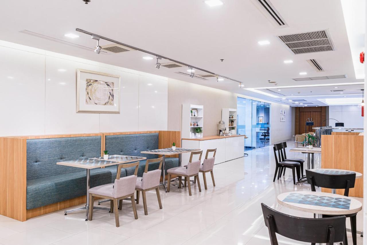 Jasmine Grande Residence Bangkok Ngoại thất bức ảnh The hospital's cafeteria